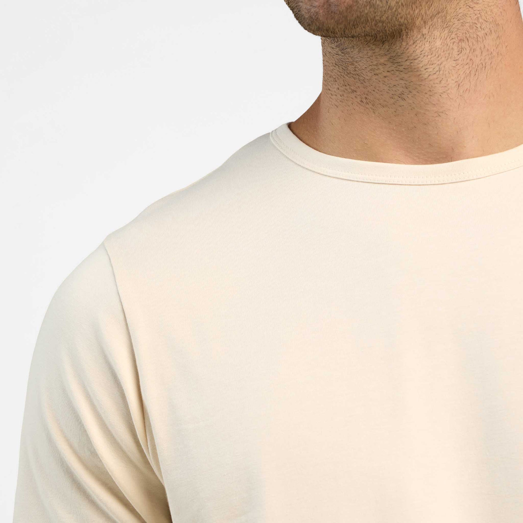 Short Sleeve Curved Hem T-Shirt